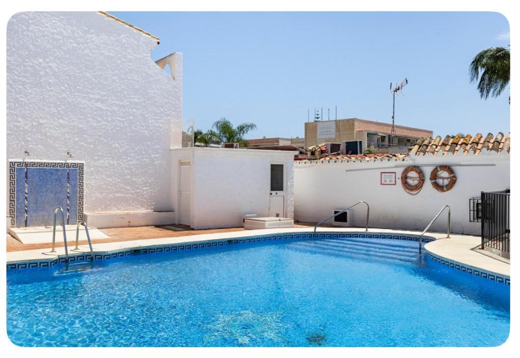 La Casa En La Carihuela Playa A 4 Minutos A Pie Villa Торемолинос Екстериор снимка